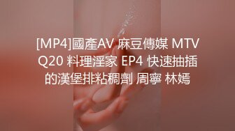 《宅男?极品福利?分享》露脸小仙女！清纯可爱萝莉风嫩妹【小鹿酱】土豪私人定制~白虎粉B双洞齐开高潮喷水好壮观