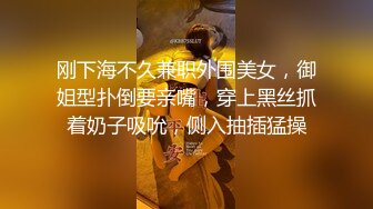 公交车上抄底如鱼得水拍了不少