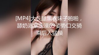 美女模特被摄影师要求M字开脚 扒开小嫩B 对白搞笑