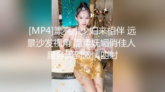 大奶女友 好多水 啊啊 慢点 这大奶子太诱惑了我要射了 漂亮女友在家被无套输出