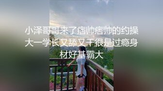 【花花】给爸爸的礼物，竟是乖巧女儿的悉心照顾