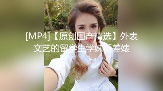 商场女厕全景偷拍几个漂亮小妹嘘嘘鲍鱼还是粉嫩粉嫩的 (3)