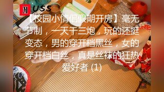 憨憨老公会活儿多：我帮你舔呀。女：嗯嗯啊啊~痒痒，好舒服，表情耐看，真淫荡~这样的老婆太爽了，又色又乖！