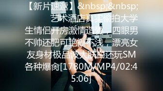 剧情演绎网红美女家里冰箱坏了找维修员上门修理主动勾引赖赖唧唧很饥渴求在厨房操她抱起来干呻吟给力对白淫荡